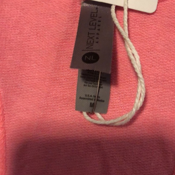 River floating girl tank - Picture 2 of 2